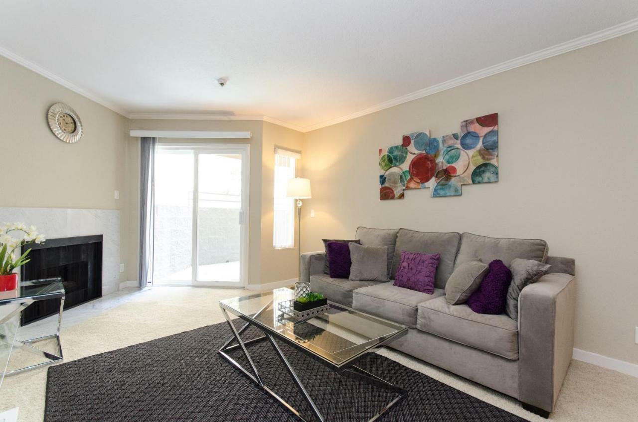 Hollywood Apartment With Balcony Лос Анджелис Екстериор снимка